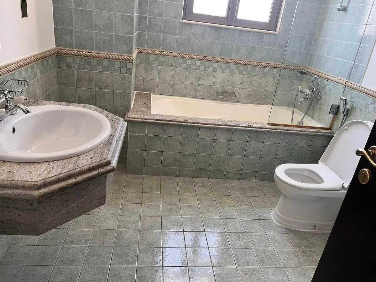 Palm Jumeriah Villa Dubai