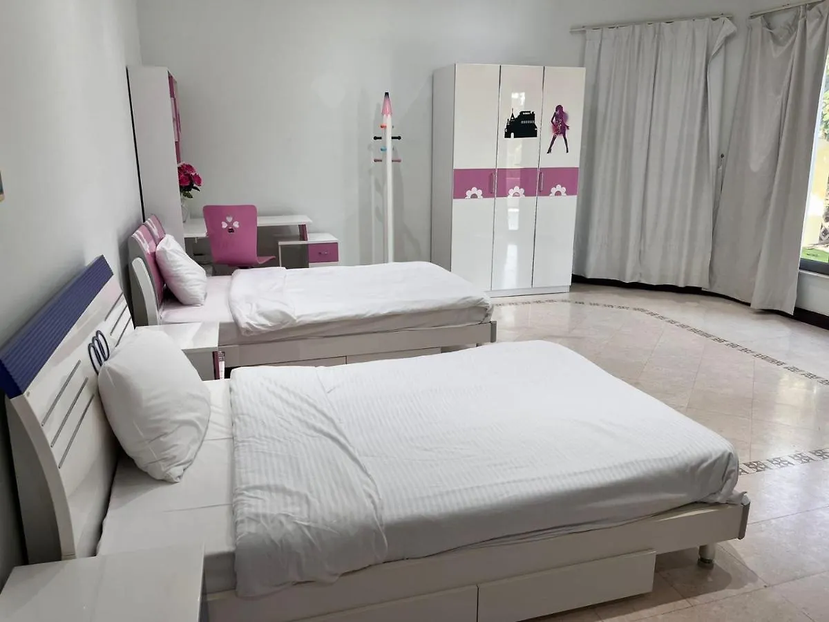 Palm Jumeriah Villa Dubai