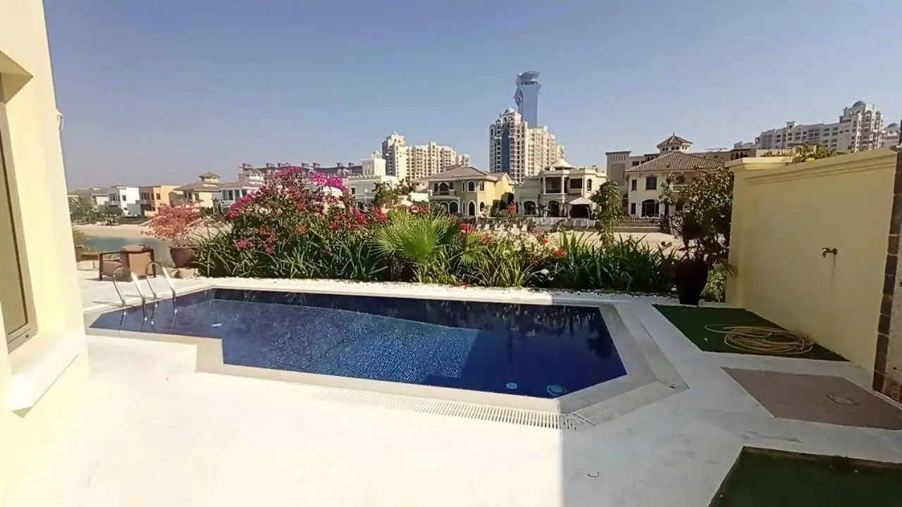 Palm Jumeriah Villa Dubai 0*,